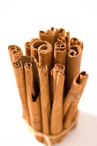 Bunch of cinnamon sticks van Patrick LR Verbeeck