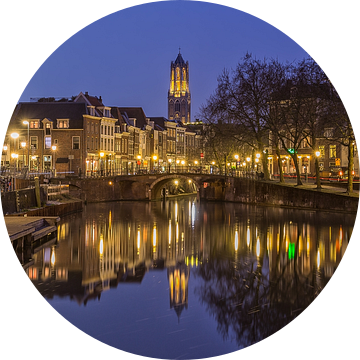 Oudegracht, Zandbrug en Domtoren in Utrecht in de avond van Tux Photography