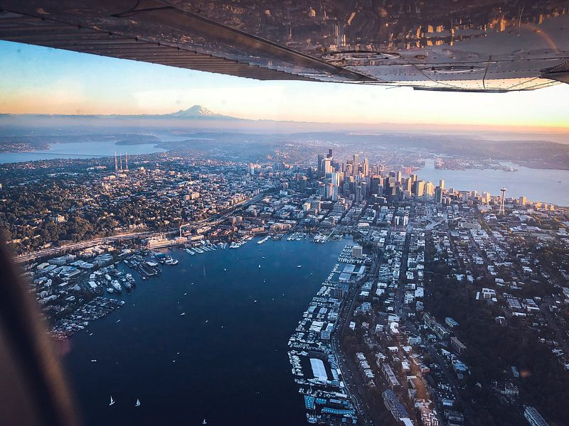 Seattle by Hello Pompoyo
