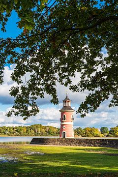 Leuchtturm nahe Schloss Moritzburg in Sachsen von Rico Ködder