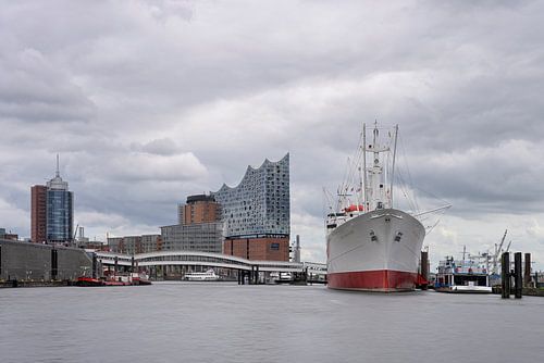 View of Hamburg harbour