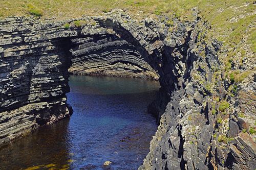 Bruggen van Ross - natuurlijke rotsboog in Ierland