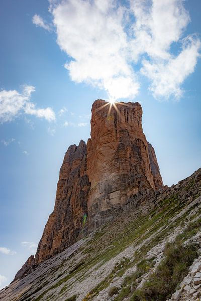 Tre Crime di Lavaredo (Three Phrases) VII by Leo van Valkenburg