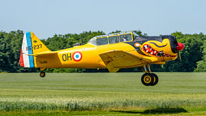 Eine North American T-6G Texan im Landeanflug.