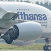 Lufthansa Airbus A380 passagiersvliegtuig. van Jaap van den Berg