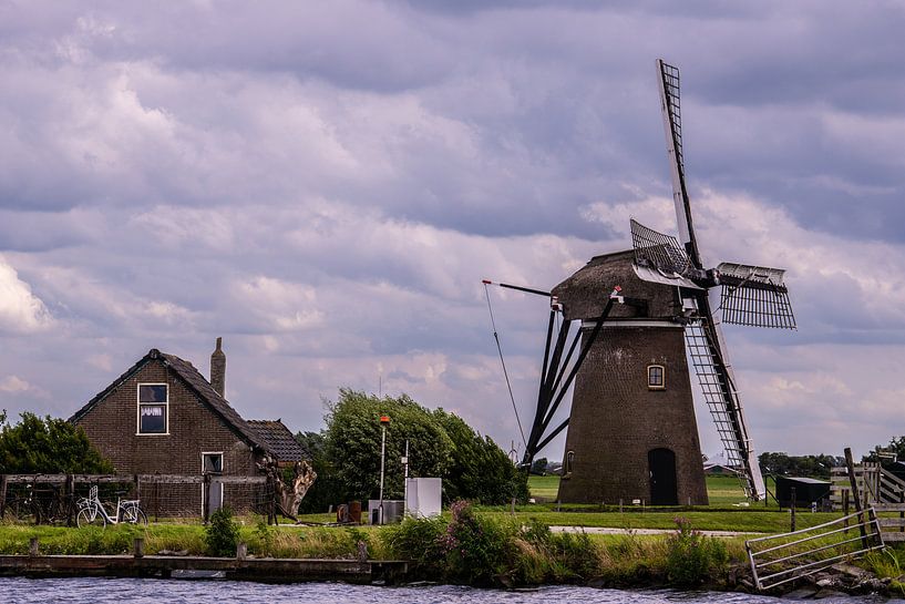 Windmühlen in Holland von Brian Morgan