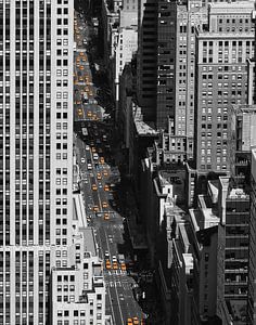 Taxi auf Fifth Avenue, New York City von Henk Meijer Photography
