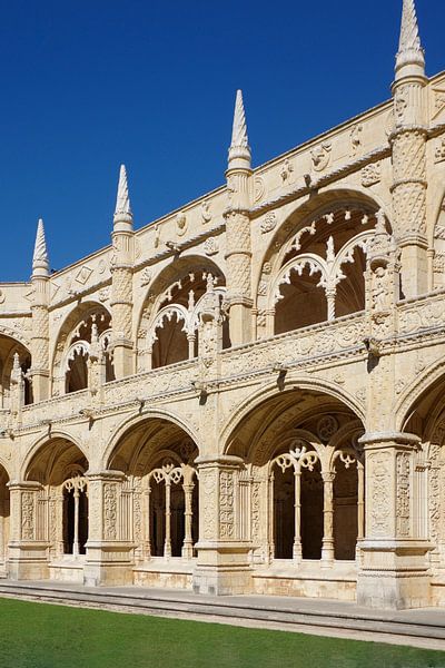 Cloître du monastère de Jérôme dans le quartier de Belem à Lisbonne par Berthold Werner