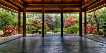 "Alle wonderen die je zoekt vind je in je zelf ",  Japanse tuin wijsheden van Hans Brinkel