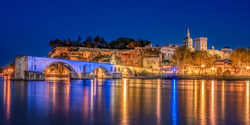 Avignon in de avond