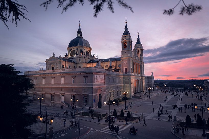 Madrid by Hello Pompoyo