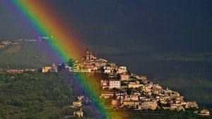 Regenboog bij Trevi in Umbrië