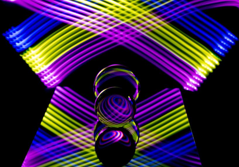 Lichtbollen by Jessica Toonen