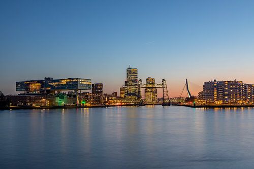 Le long de la Meuse sur Peet de Rouw