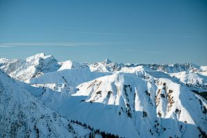 Vue hivernale sur le Tyrol et le Hochvogel sur Leo Schindzielorz