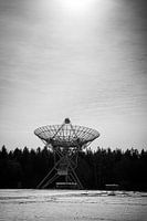 Telescoop in Westerbork die de ruimte afspeurt