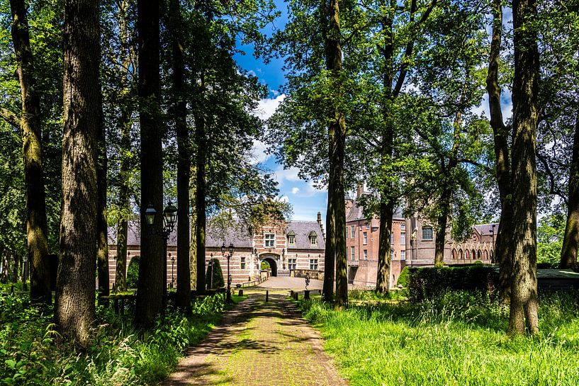Heeswijk Castle by Brian Morgan