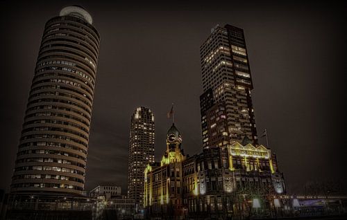 The head of the south in the night