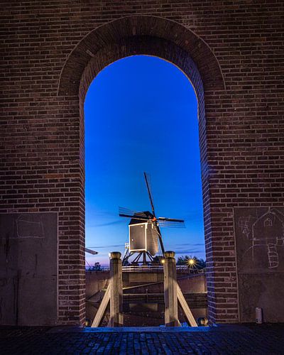 Haven Heusden Doorkijkje Avond