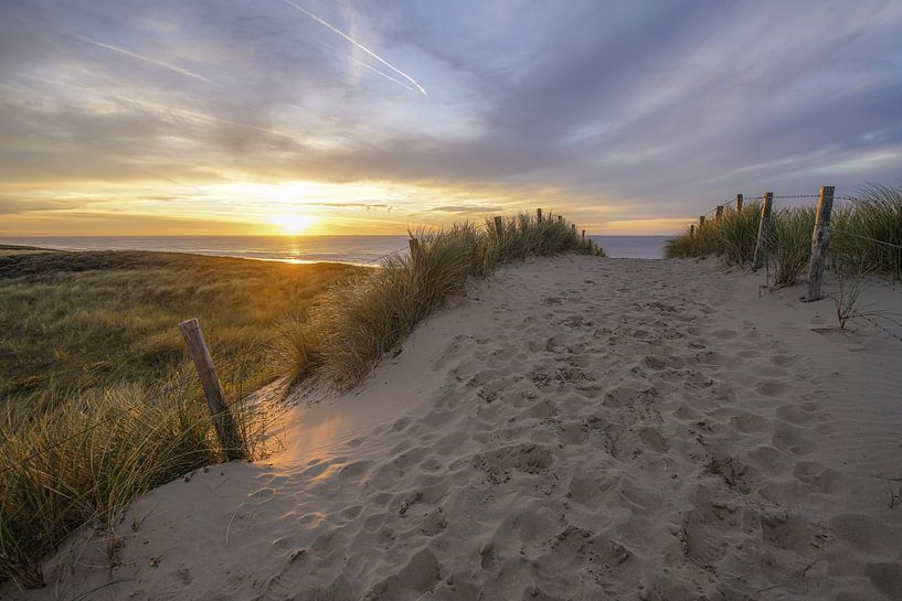 Beach, sea and sun.... crazy on the coast by Dirk van Egmond