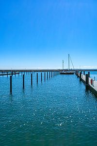 Segelboot im  Hafen Sassnitz