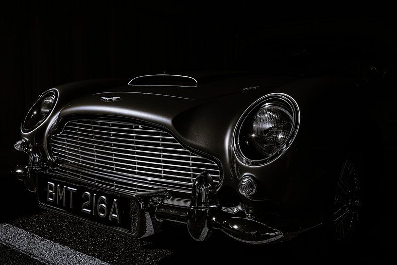 Aston Martin von Akos Terdik