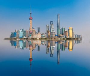 Shanghai Skyline avec lumière du jour sur Remco Piet