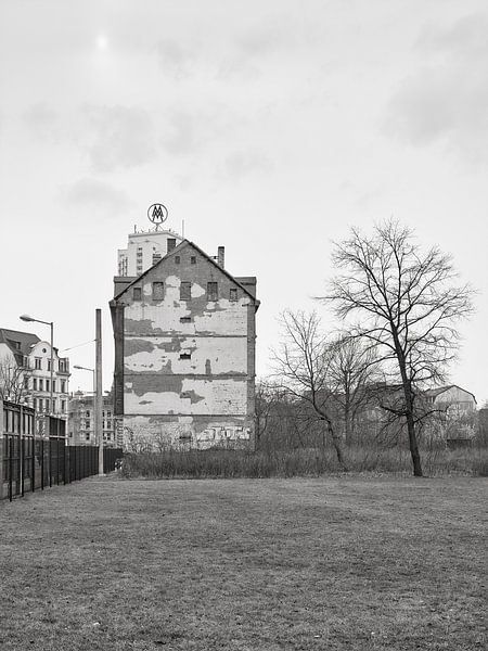 Fire wall in the east of Leipzig by Michael Moser