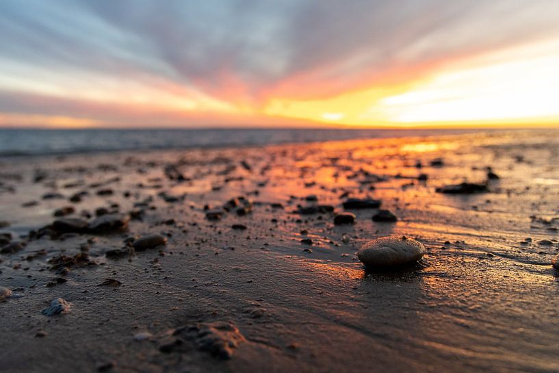Zonsondergang op het strand, de rotsen van Los Corrales de Rota, Costa de la Lutz, Córdoba, Andalusië, Spanje van Fotos by Jan Wehnert