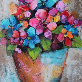 Farbenfrohe Blumenpracht in der Vase von Blumen Studio