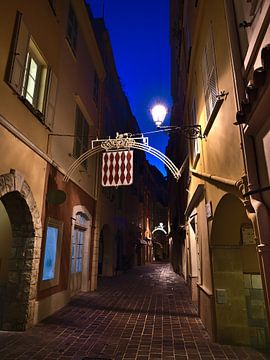 Gasse in Monaco-Ville von Timon Schneider