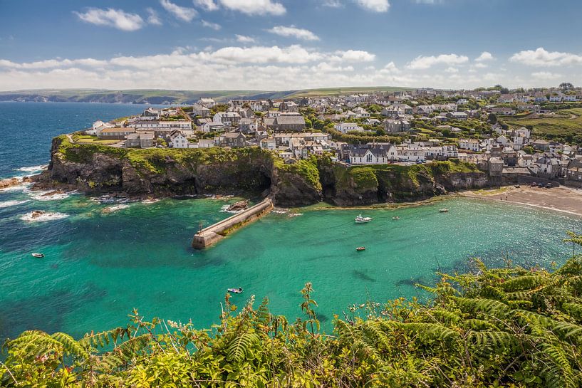 Harbour of Port Isaac, Cornwall by Christian Müringer