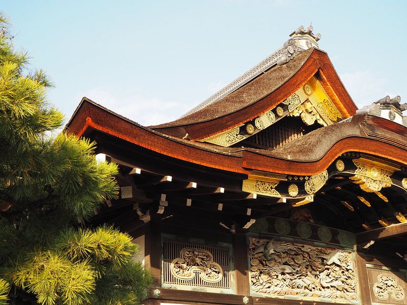 Temple Japan by Eline Melis