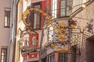 Altes Hängeschild in der Herzog-Friedrich-Straße, Altstadt, In