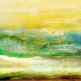 Landschaft im Nebel mit gelben Himmel von Claudia Gründler