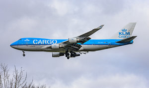 Landung KLM Cargo Boeing 747-400ERF.
