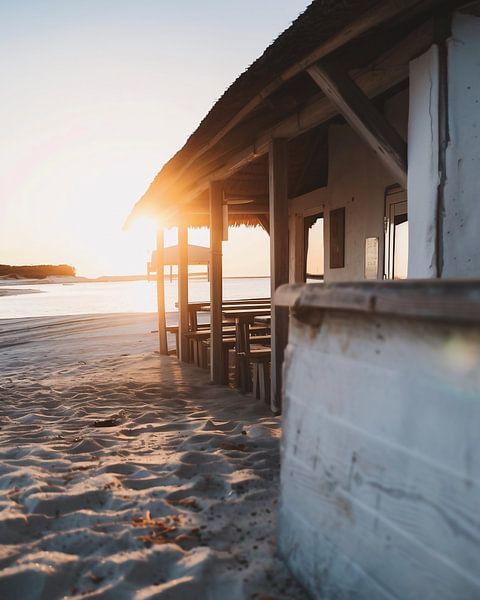 Griechische Taverne am Strand von fernlichtsicht