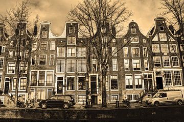 Binnenstad van Amsterdam in de Winter Sepia van Hendrik-Jan Kornelis