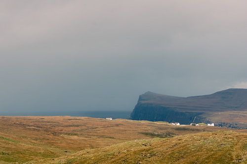 Neist Point - klif in idyllisch Schotland bij de Highlands op het eiland Skye.