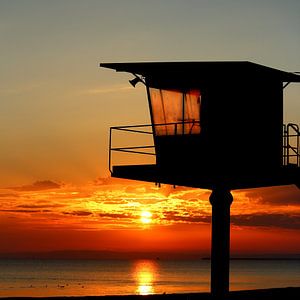 Küstenwache im Morgenrot