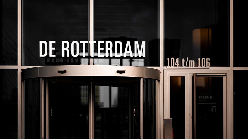 Eingang zu De Rotterdam von Michael Fousert