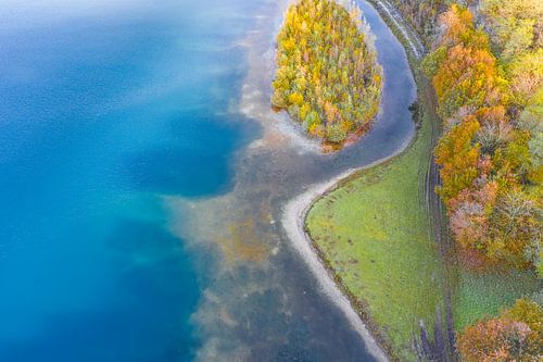 Waterlinie in herfstsfeer