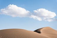 Wolken über einer Sanddüne in der Wüste | Iran von Photolovers reisfotografie Miniaturansicht