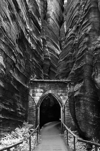 Gateway to nothing, or to the unknown