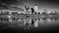 St-Martinuskerk Cuijk #6 (zwart wit) van Lex Schulte thumbnail