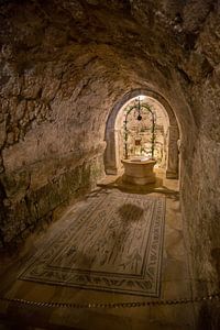 Grotte dans l'église de la Visitation ou l'abbaye de l'église Saint-Jean