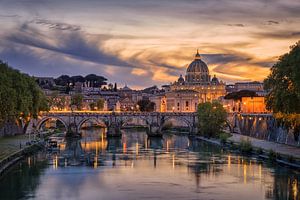Vaticaanstad, Rome tijdens zonsonderang in mei van Sugar_bee_photography