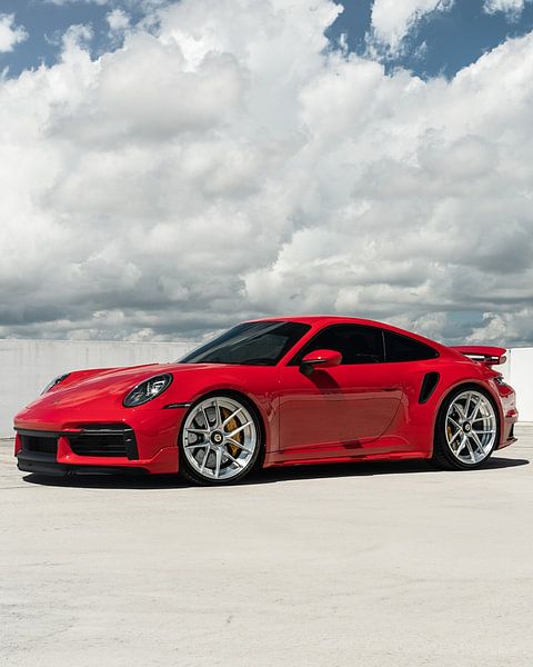 Porsche 992 by PixelPrestige