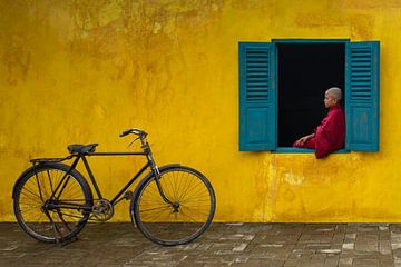 Sitting in the window by Anges van der Logt