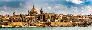 Panorama van de oude stad van Valletta Malta van Dieter Walther